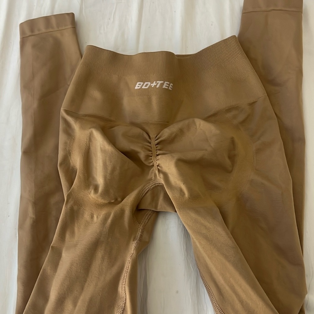 Bo+Tee leggings